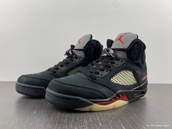 DR0092-001 5 Off Air Jordan Gore-Tex Noir 0626
